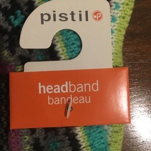 Sold Nwt pistil headband